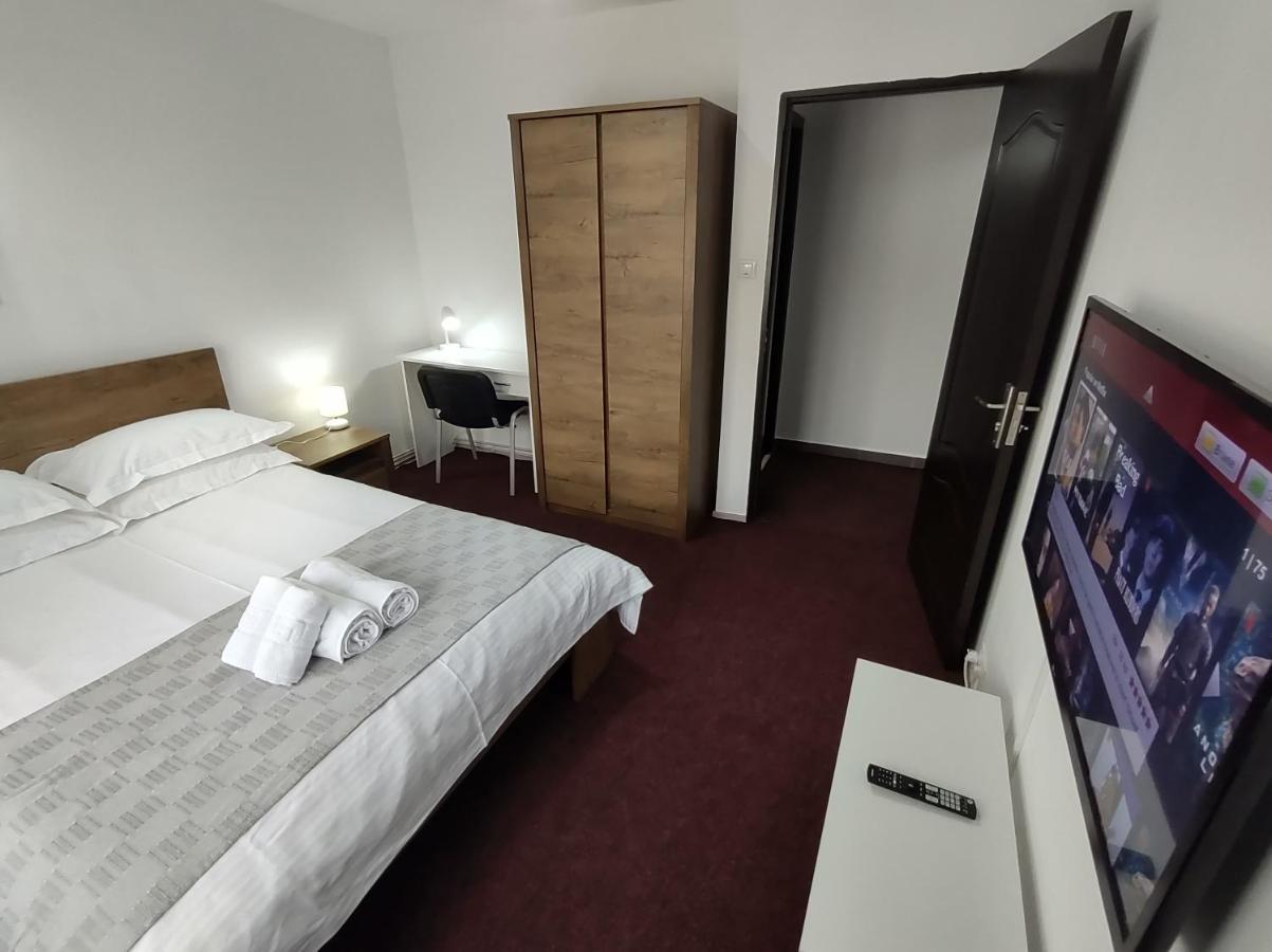 Creative Apartment Baia Mare Eksteriør billede