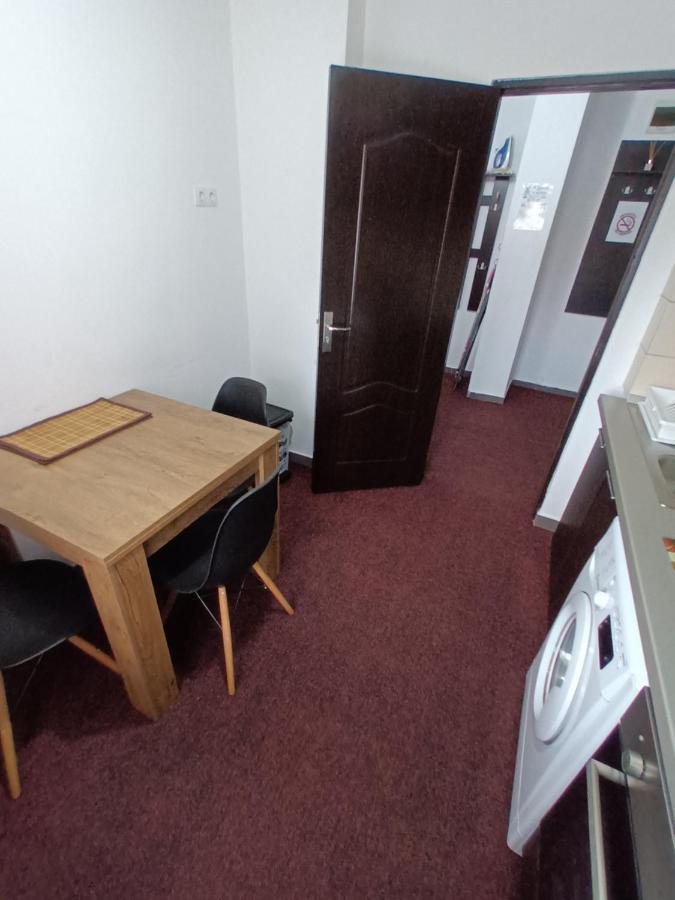 Creative Apartment Baia Mare Eksteriør billede